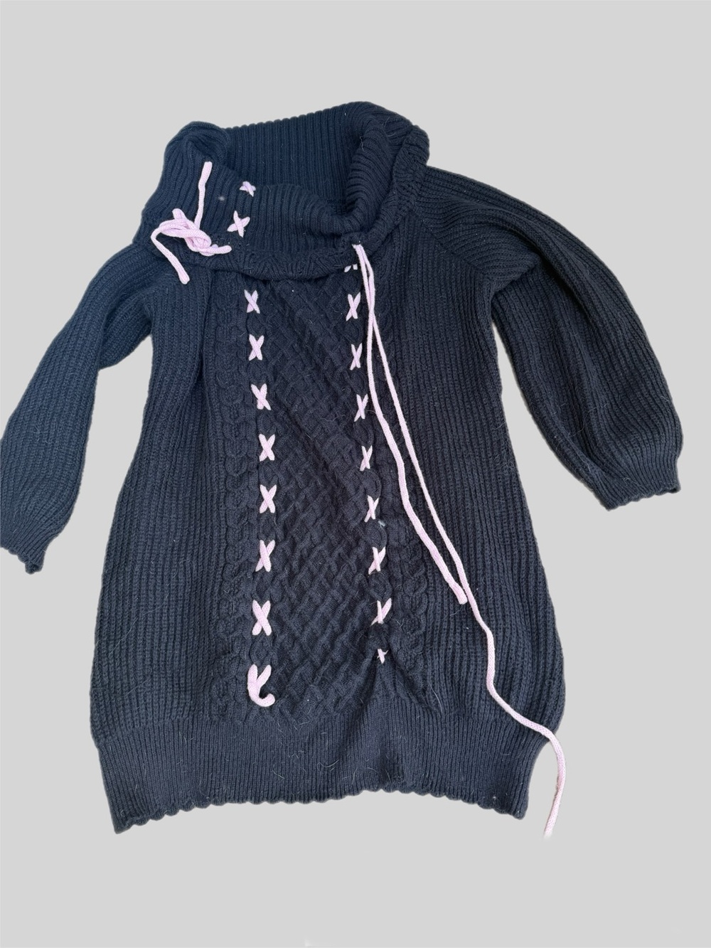 ROMWE  Cable-Knit Turtleneck Sweater with Pink Lace-Up Accents